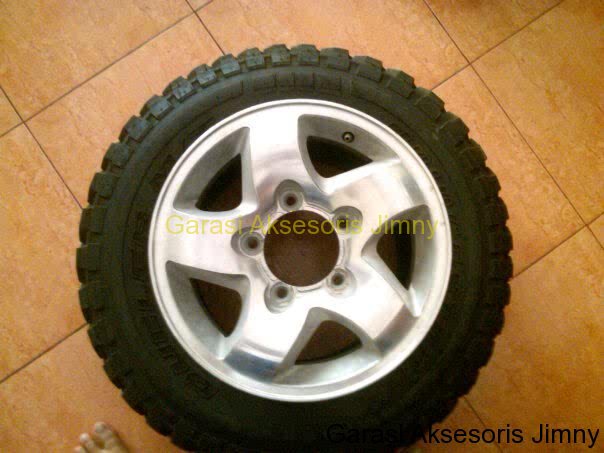 Aneka velg & Ban | Garasi Aksesoris Jimny